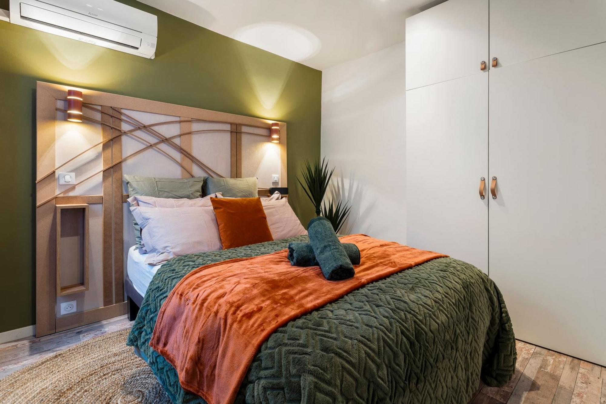 Renting - 9b Massena - Chic Escape In The Heart Of Comfort & Charm ! Appartamento Nizza