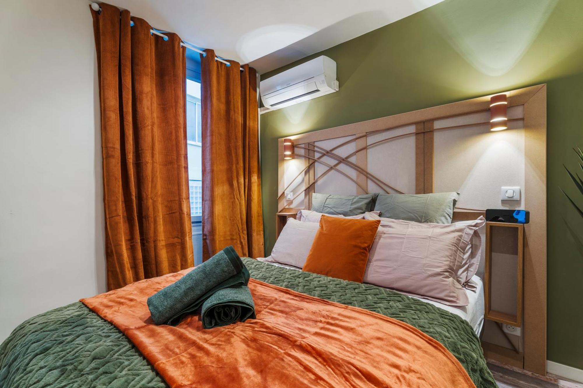 Renting - 9b Massena - Chic Escape In The Heart Of Comfort & Charm ! Appartamento